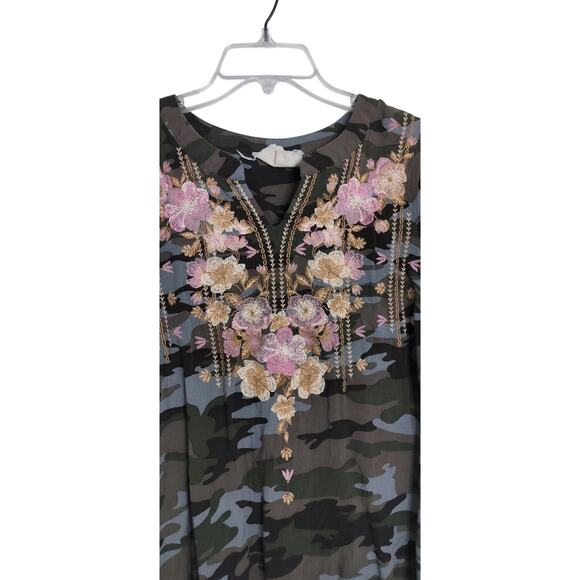 4197) Savanna Jane Camo Embroidery Split Neck Sleeve Tab Boho Hippie  Top Small - Picture 6 of 9
